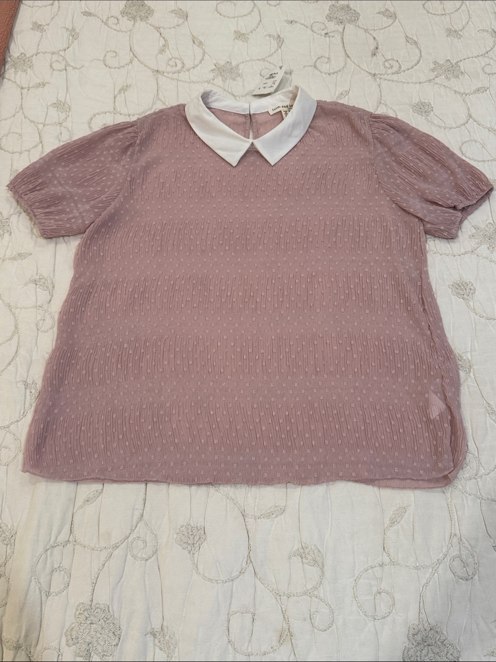 NWT Faith and Joy XL wm’s dusty rose Blouse with White Collar